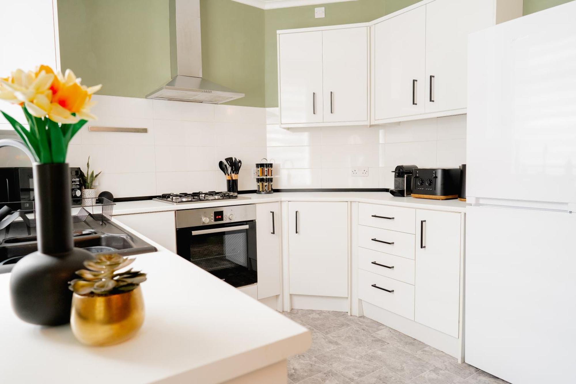 Bowling Terrace By Above Rubies - Stylish, 3 Bedroom, Pet Friendly House In سكيبتون المظهر الخارجي الصورة